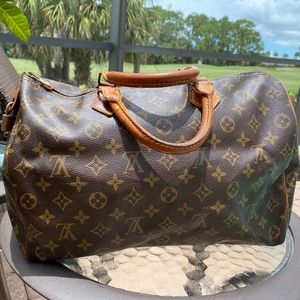 Louis Vuitton Speedy 35 Bag